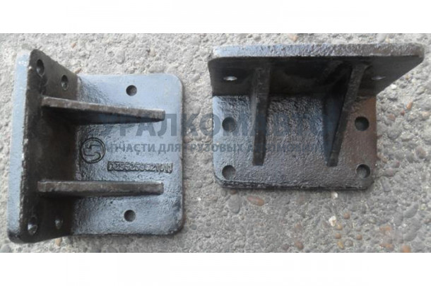 Кронштейн отбойника задней рессоры SHAANXI DZ95259521011