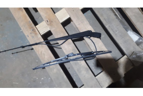 Поводок стеклоочистителя ZD2312 (72 см) одинарный